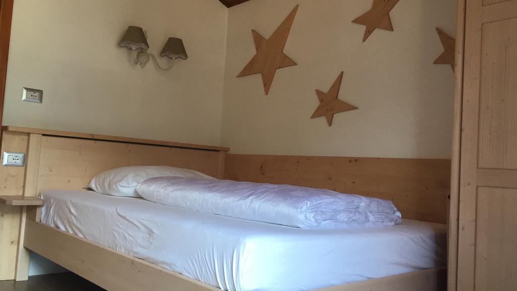 Garni Neidia Bed and Breakfast Selva di Val Gardena Esterno foto