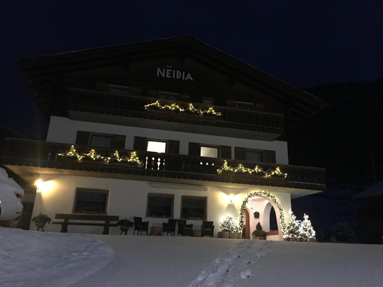 Garni Neidia Bed and Breakfast Selva di Val Gardena Esterno foto